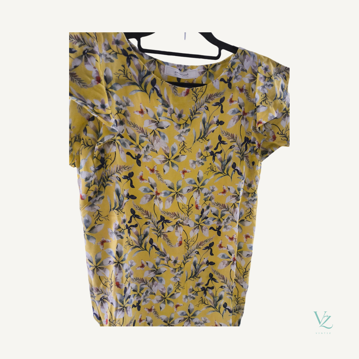 null — T-shirt