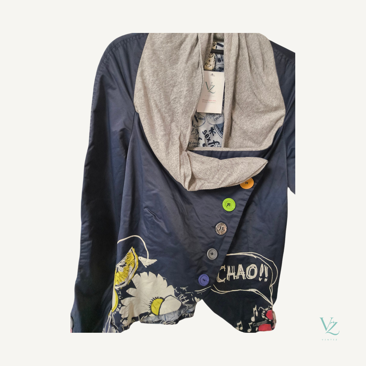 Desigual — Veste