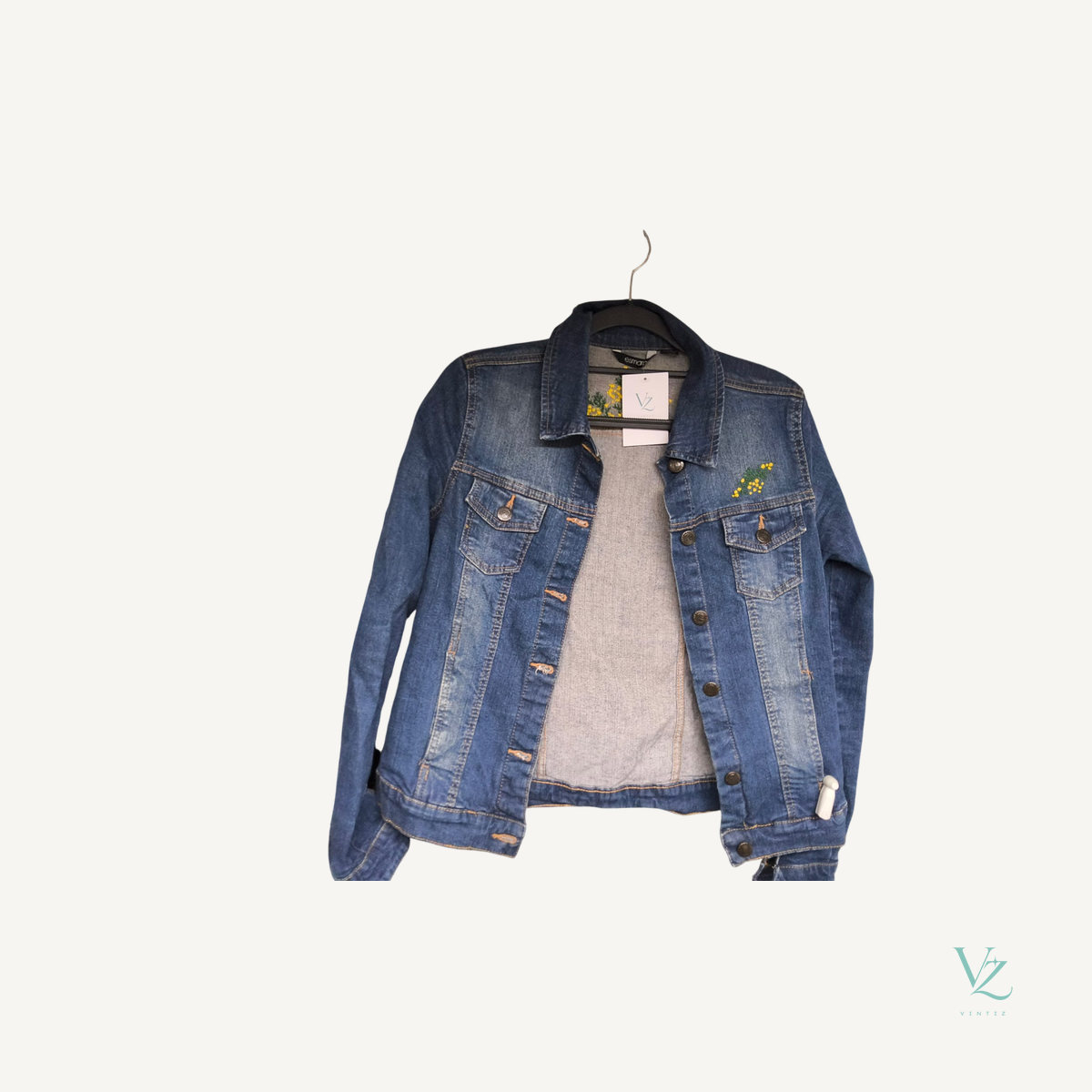Esmaha — Veste Esmaha