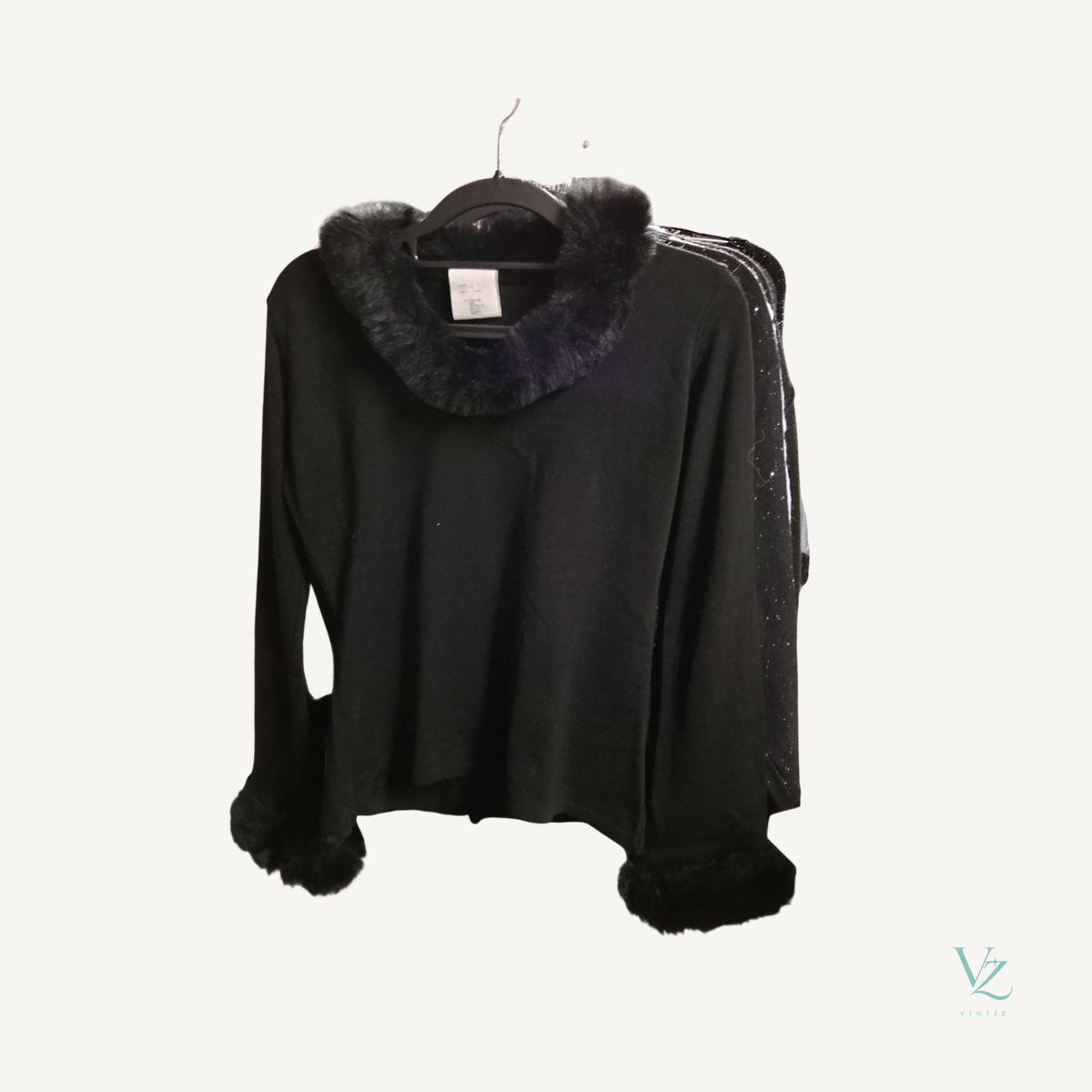 Sans marque — Pull froufrou