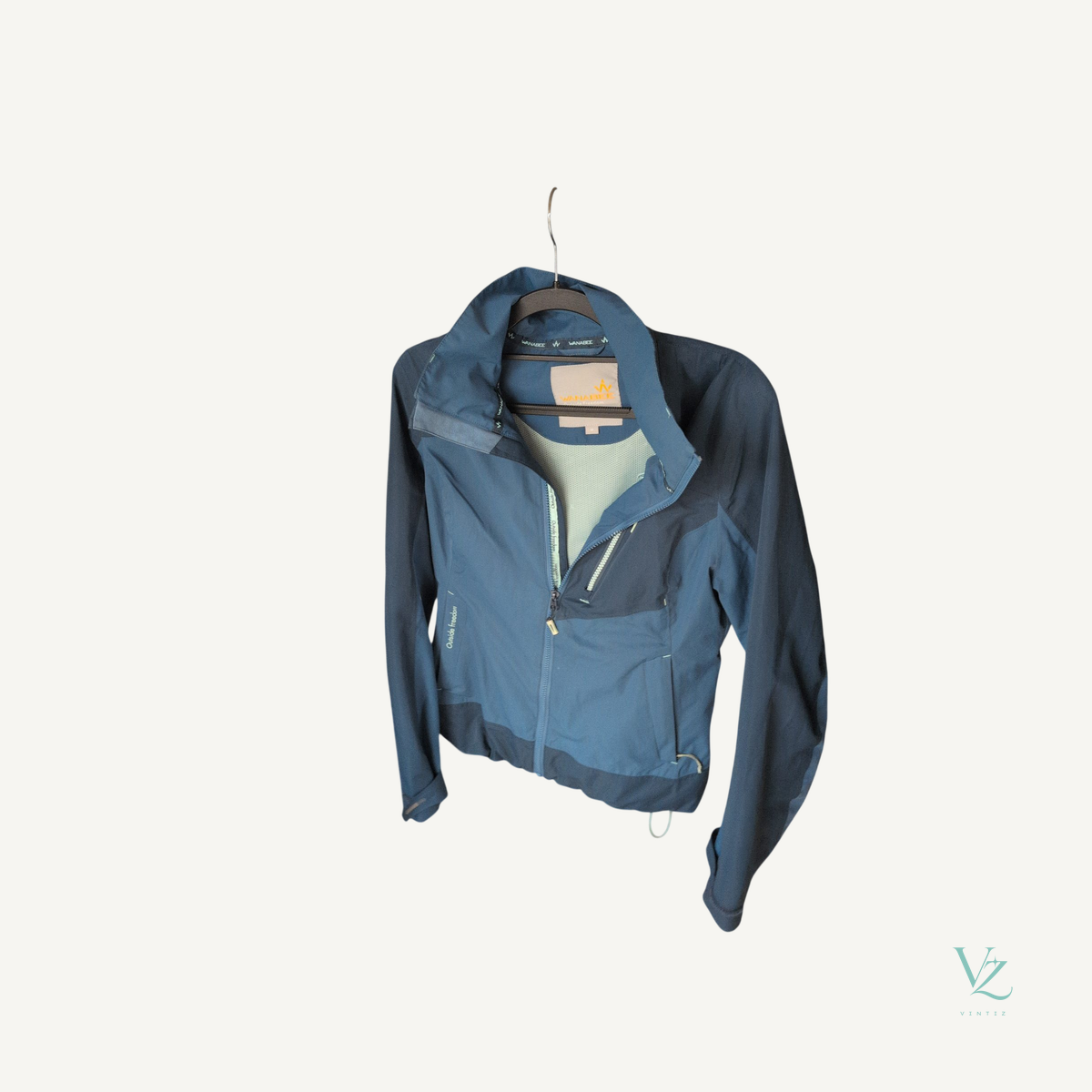 Wanabee  — Veste