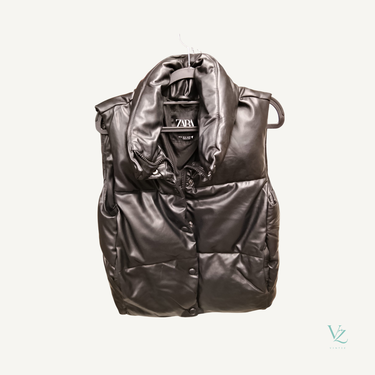 Zara — Gilet sans manches matelassé (doudoune sans manches) Zara