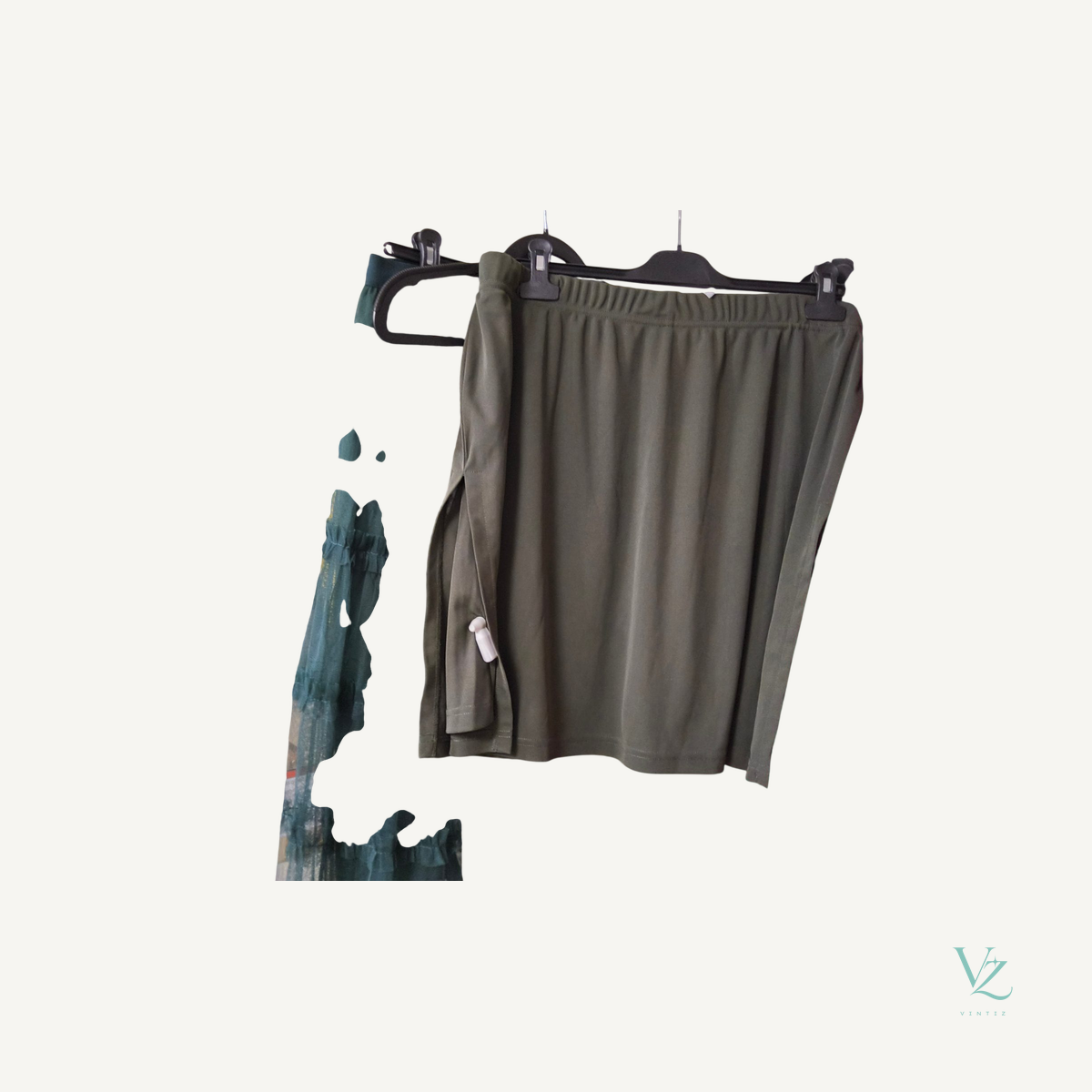 Blanche porte — Jupe short