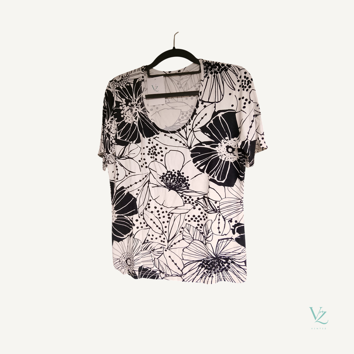 null — T-shirt