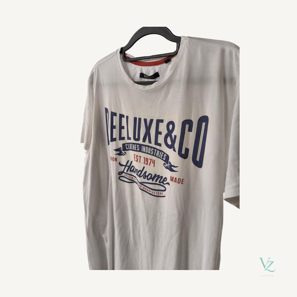 null — T-shirt