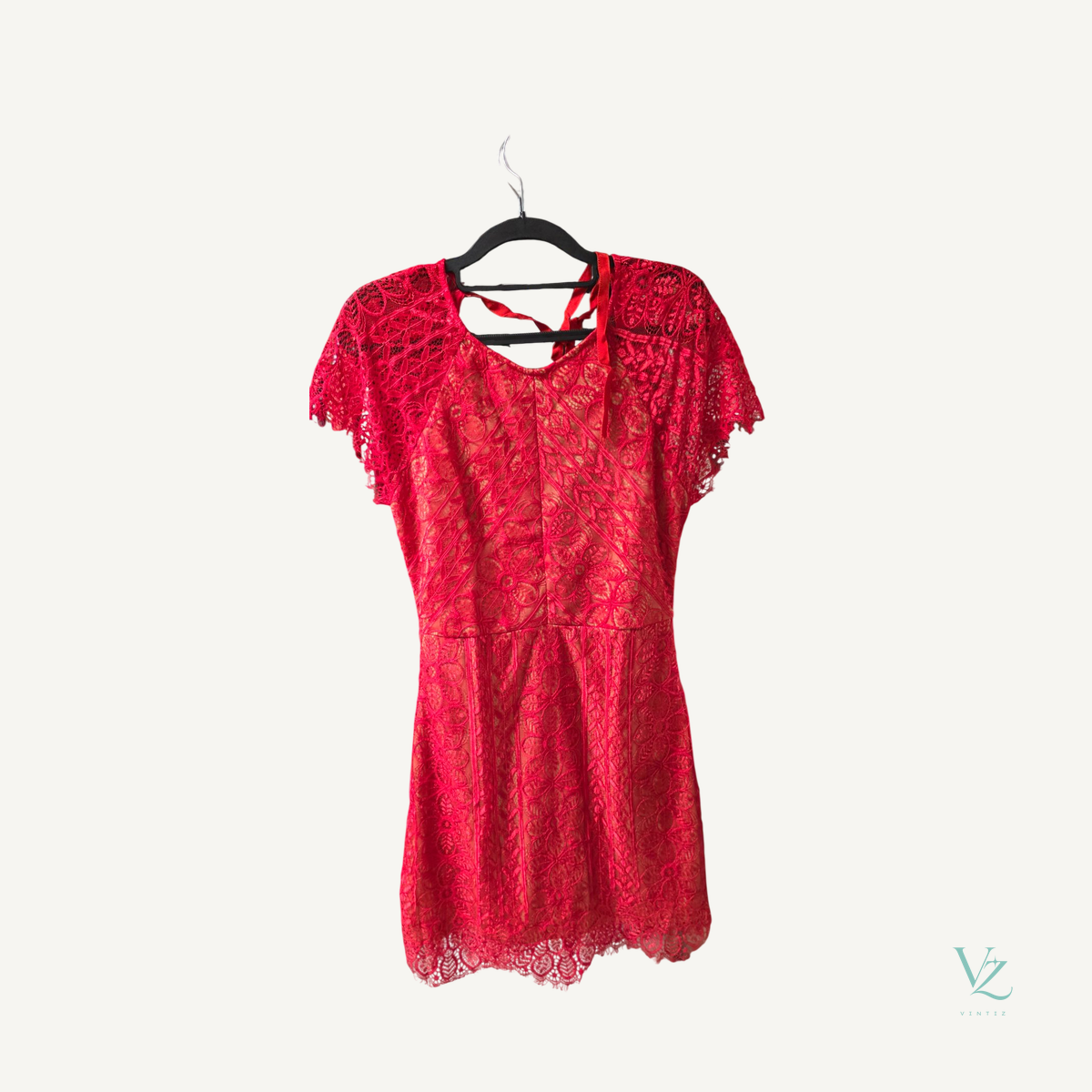 null — Robe rouge
