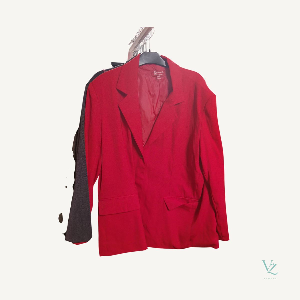 Gabriela Vincenza — Veste Gabriela Vincenza