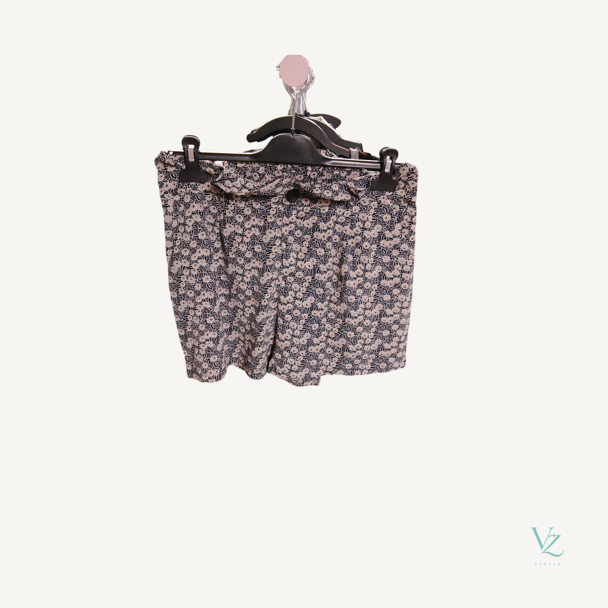 Inconnu — Short