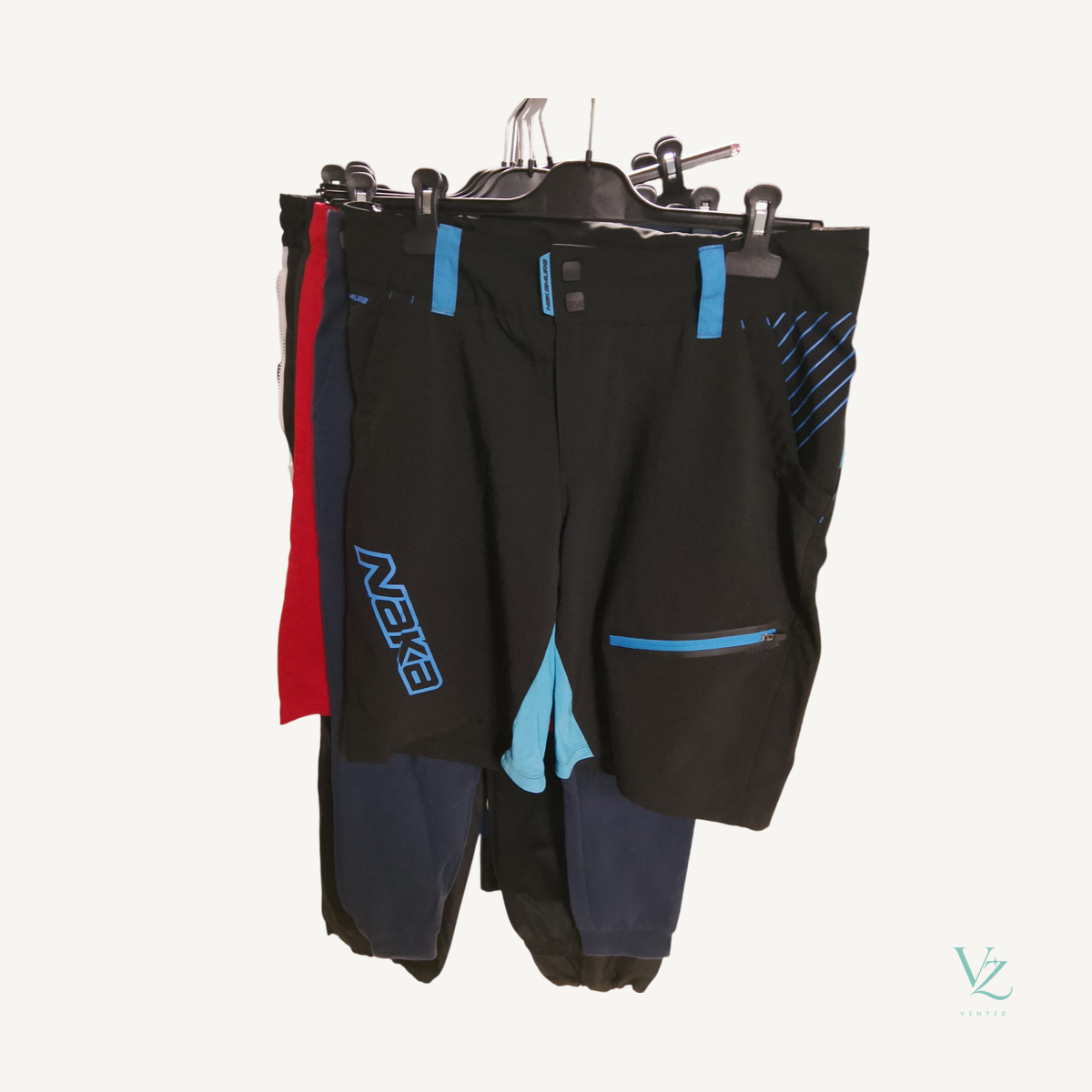 Naka — Short Naka
