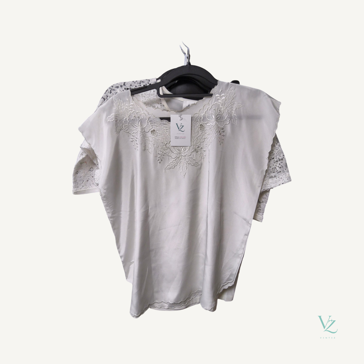 null — T-shirt