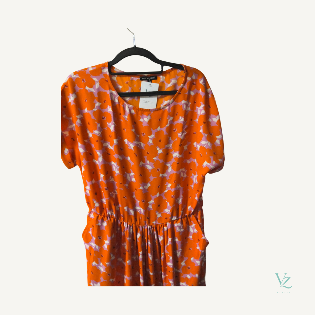 Anne Webburn — Robe Anne Webburn