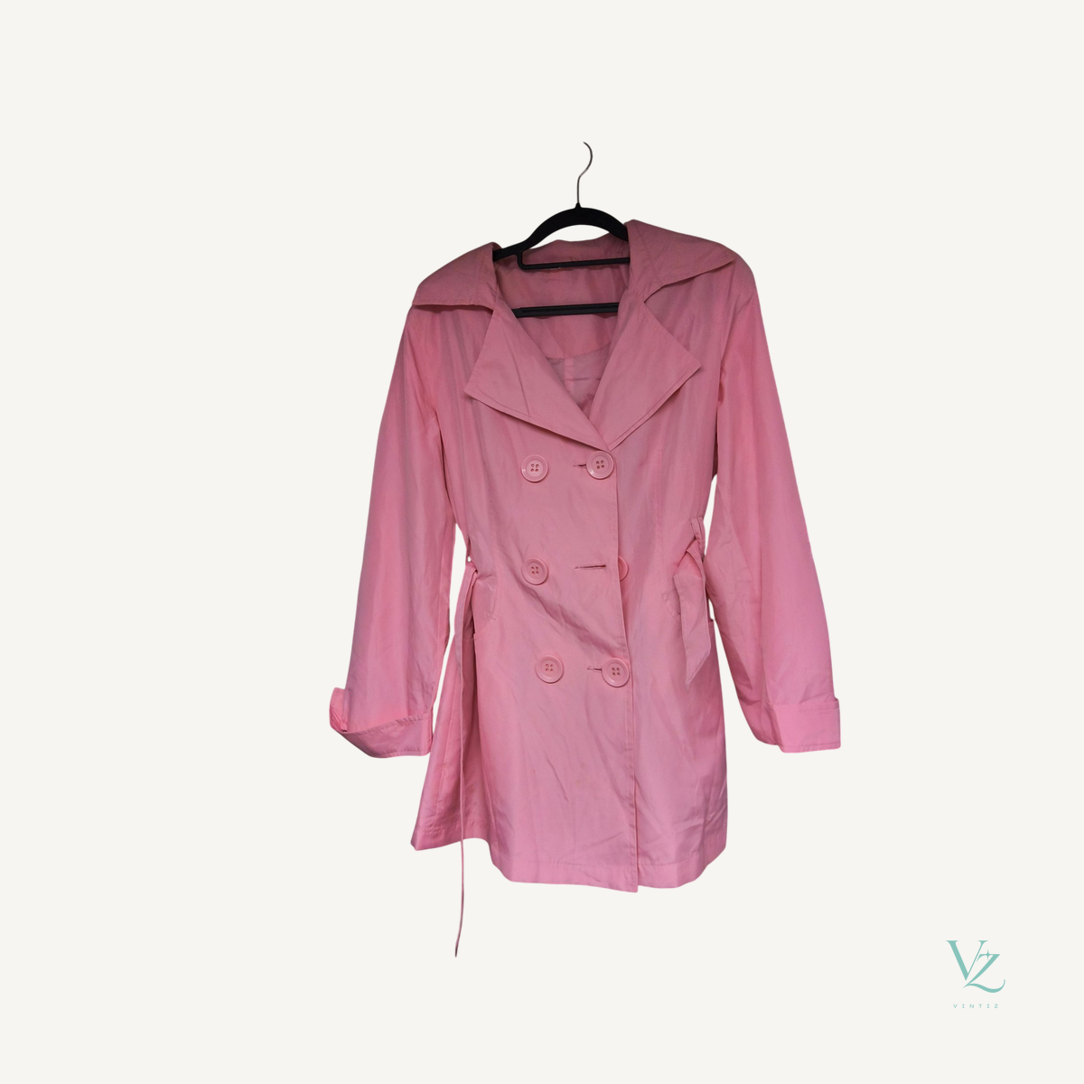 null — Trench coat