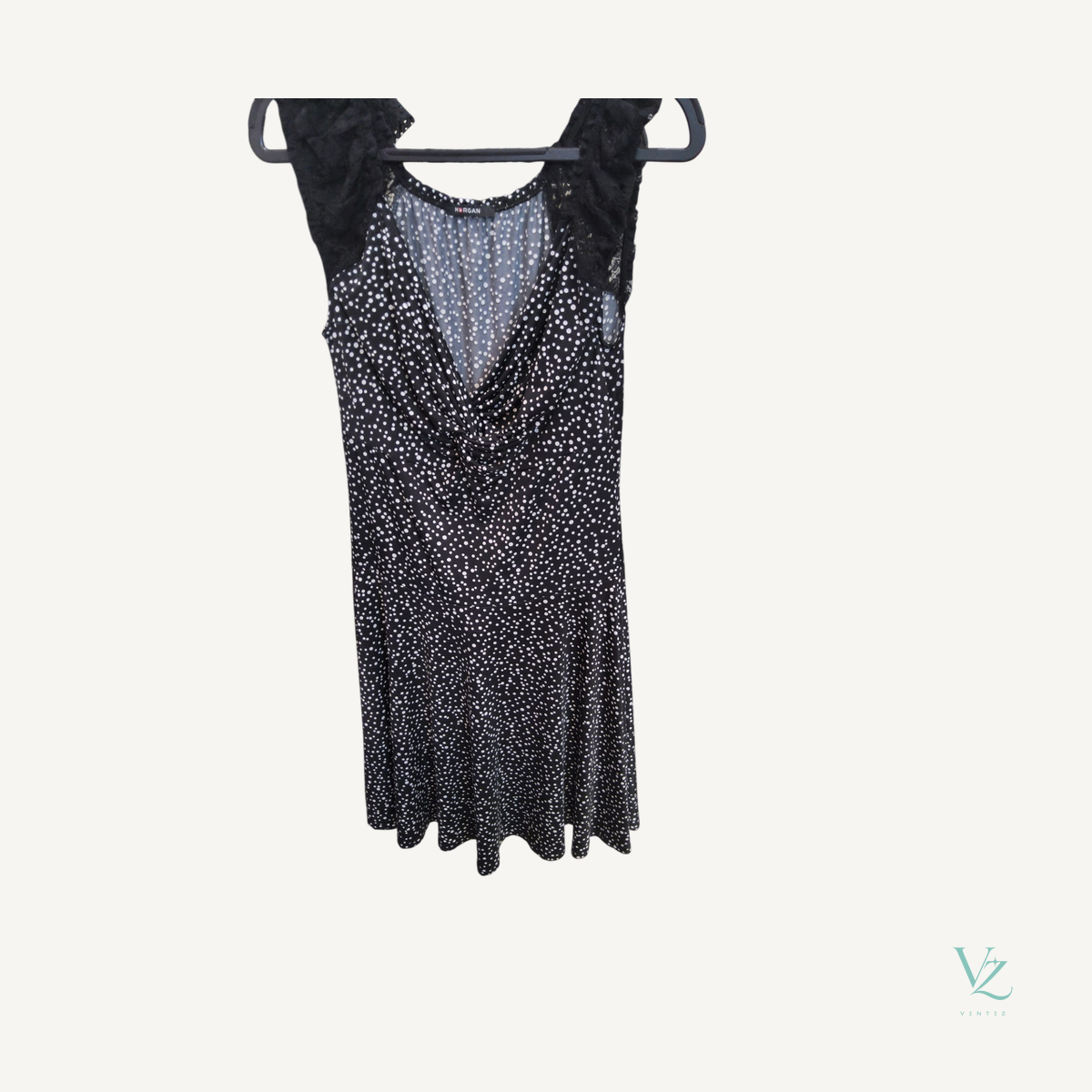 Morgan — Robe
