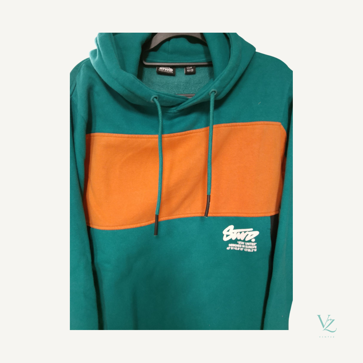 STWD (Stay United) — Sweat à capuche STWD (Stay United)