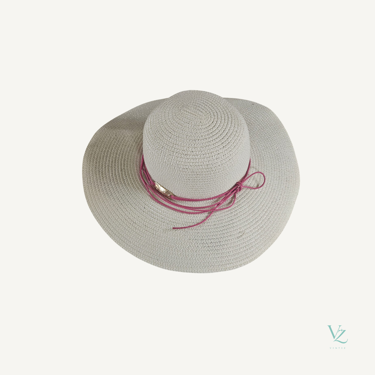 Camille Albane — Chapeau Camille Albane
