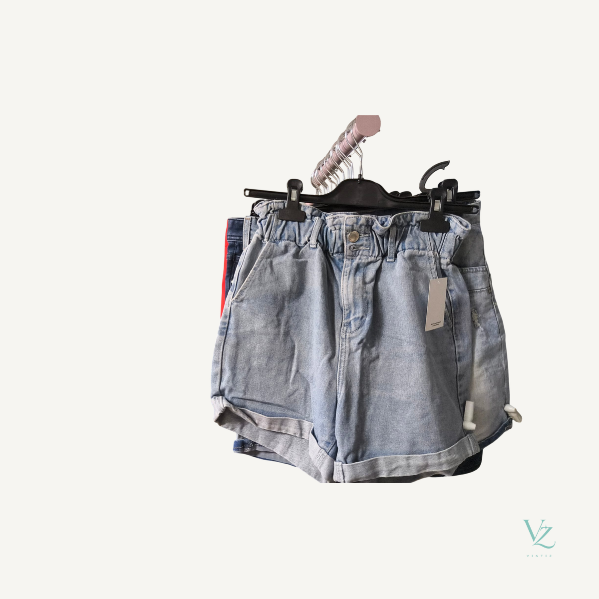 Cache cache — Short