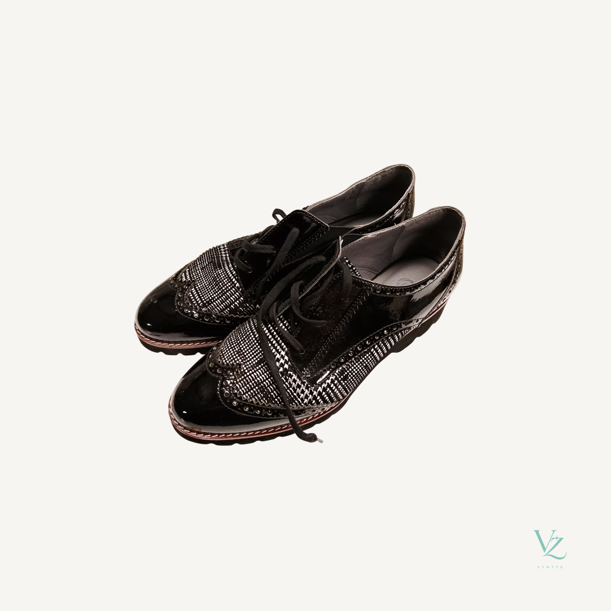 Fugitive  — Chaussures No Name