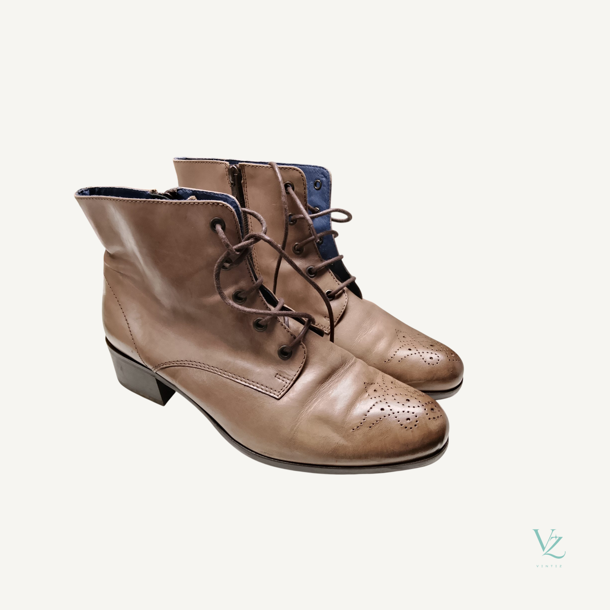 Chauuse et vous — Bottines beiges