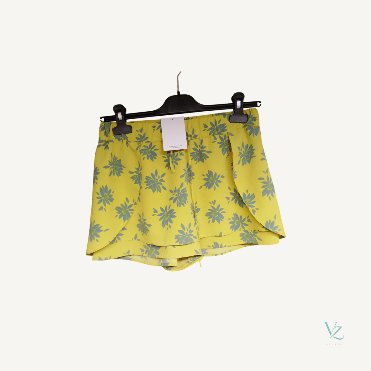 Zara — Short Zara