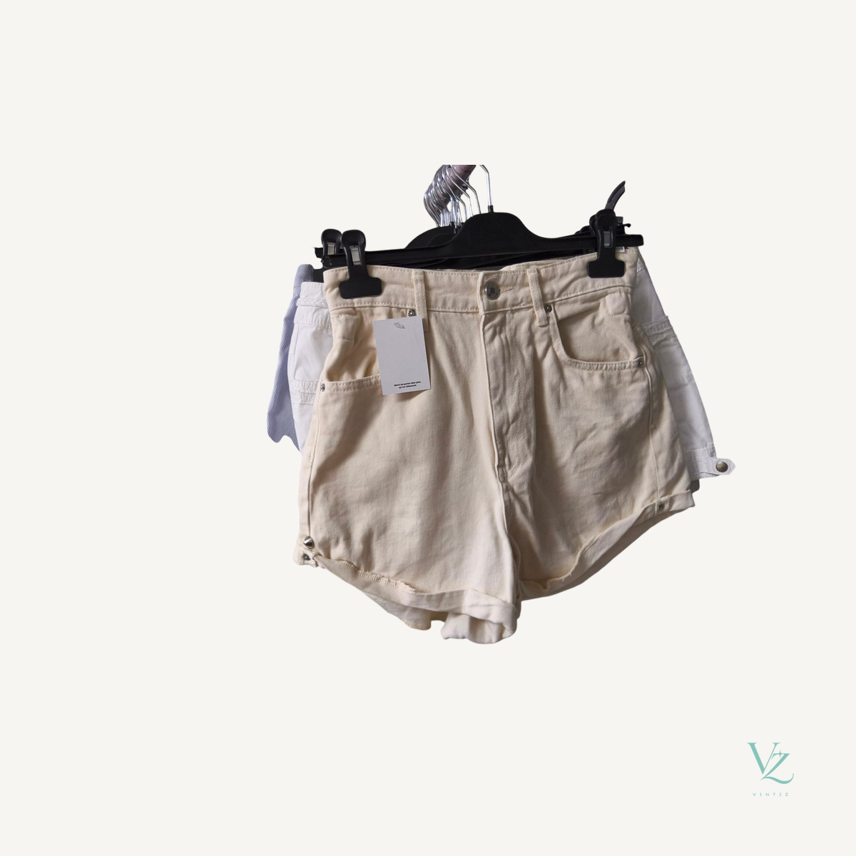 Stradivarius — Short